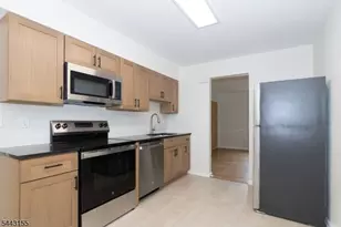 7B Stone Hill Rd, Springfield, NJ 07081 - Photo 3