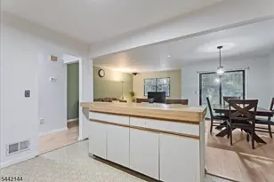 31 Lockley Ct, Wayne, NJ 07470 - Photo 13