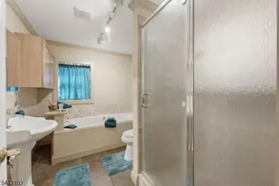 81 Sergeantsville Rd, Raritan Township, NJ 08822 - Photo 15