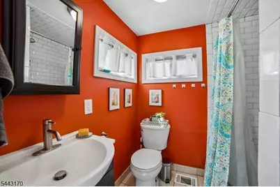 661 Palisade Rd, Union Township, NJ 07083 - Photo 19