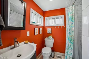 661 Palisade Rd, Union Township, NJ 07083 - Photo 19