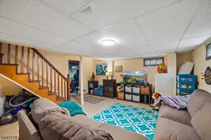 661 Palisade Rd, Union Township, NJ 07083 - Photo 29