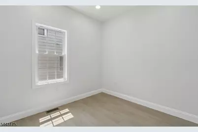 250 Milltown Rd, Springfield, NJ 07081 - Photo 11