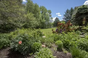 13 Farmersville Rd, Tewksbury Township, NJ 07830 - Photo 29