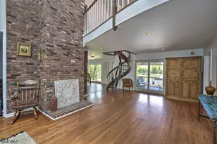13 Farmersville Rd, Tewksbury Township, NJ 07830 - Photo 7