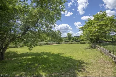 13 Farmersville Rd, Tewksbury Township, NJ 07830 - Photo 25