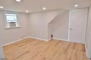 10 Ridgedale Ave, East Hanover Township, NJ 07936 - Photo 9