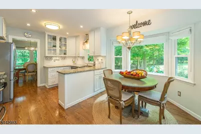 17 Hillcrest Dr, Randolph Township, NJ 07869 - Photo 15
