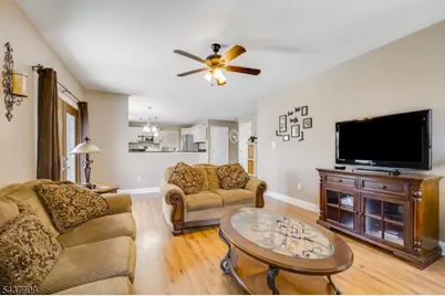 6 Snead Ct, Mount Olive, NJ 07836 - Photo 15