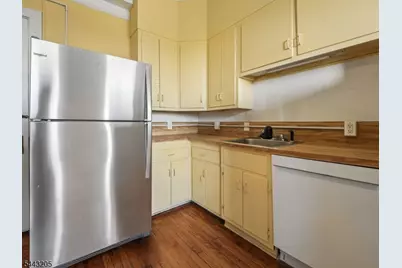 375 Mt Prospect Ave #6AE, Newark, NJ 07104 - Photo 9