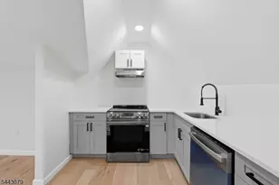 82 Grove St, Montclair, NJ 07042 - Photo 5