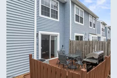 85 Almond Dr, Franklin Township, NJ 08873 - Photo 15