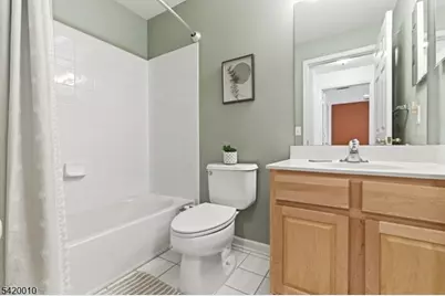 605 Donato Cir, Scotch Plains Township, NJ 07076 - Photo 25