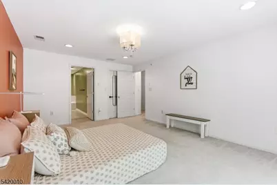 605 Donato Cir, Scotch Plains Township, NJ 07076 - Photo 19