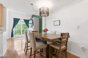 605 Donato Cir, Scotch Plains Township, NJ 07076 - Photo 11
