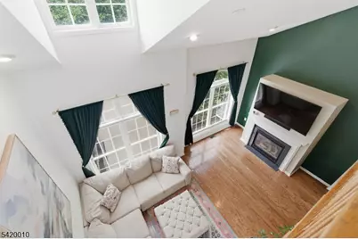 605 Donato Cir, Scotch Plains Township, NJ 07076 - Photo 17