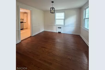 324 E Cedar St, Livingston, NJ 07039 - Photo 3
