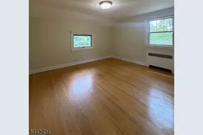 324 E Cedar St, Livingston, NJ 07039 - Photo 11