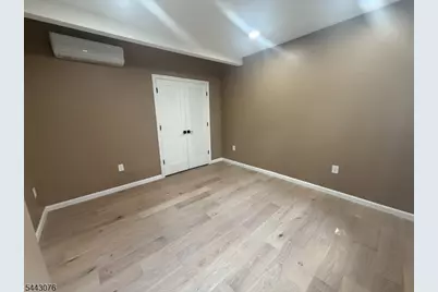 82 Grove St Unit #2, Montclair, NJ 07042 - Photo 5