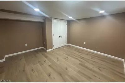 82 Grove St Unit #2, Montclair, NJ 07042 - Photo 7