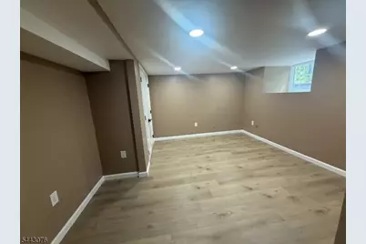 82 Grove St Unit #2, Montclair, NJ 07042 - Photo 13