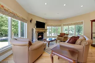 252 Mabel Pl, Franklin Lakes, NJ 07417 - Photo 19