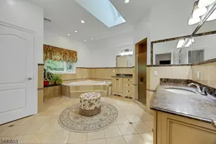 252 Mabel Pl, Franklin Lakes, NJ 07417 - Photo 31