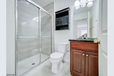 26 Decroce Ct, Parsippany, NJ 07054 - Photo 17