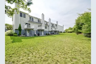 26 Decroce Ct, Parsippany, NJ 07054 - Photo 27