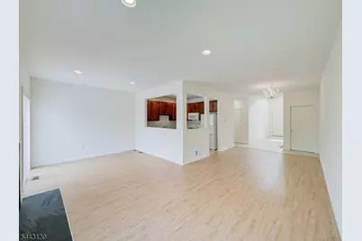 26 Decroce Ct, Parsippany, NJ 07054 - Photo 7
