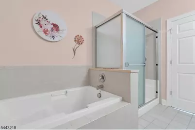 5107 Enclave Cir, Franklin Township, NJ 08873 - Photo 17