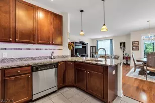5107 Enclave Cir, Franklin Township, NJ 08873 - Photo 11