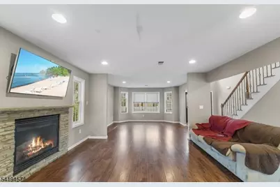 431 Raritan Rd, Linden, NJ 07036 - Photo 13