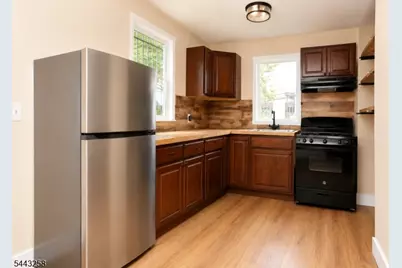 3 Laurel Ave, Maplewood, NJ 07040 - Photo 3