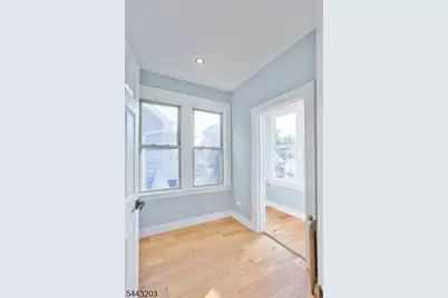 25 Wolf Pl, Irvington, NJ 07111 - Photo 33