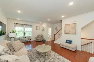 90 Albert Ct, Randolph Township, NJ 07869 - Photo 5