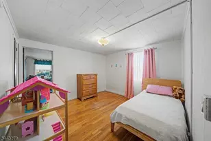 131 18th Ave, Elmwood Park, NJ 07407 - Photo 9