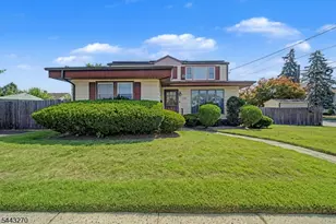 131 18th Ave, Elmwood Park, NJ 07407 - Photo 3