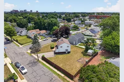 324 Ralph St, Franklin Township, NJ 08873 - Photo 23