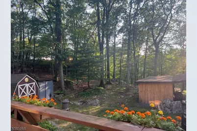 13 Loyola Ct, Hopatcong, NJ 07843 - Photo 27