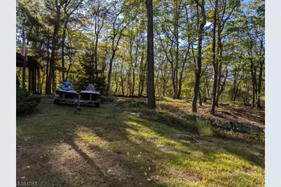 13 Loyola Ct, Hopatcong, NJ 07843 - Photo 31