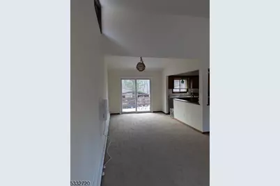 13 Loyola Ct, Hopatcong, NJ 07843 - Photo 3