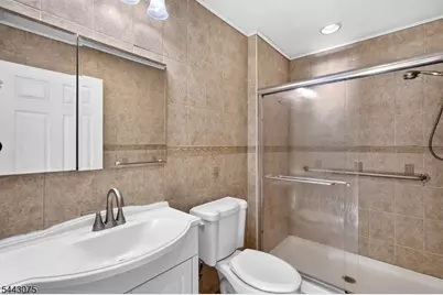 30 Hamilton Ln, Plainsboro Township, NJ 08536 - Photo 15