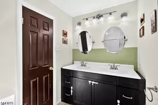 30 Hamilton Ln, Plainsboro Township, NJ 08536 - Photo 23