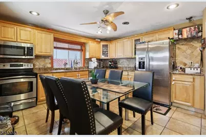 237 Sherwood Ave, Paterson, NJ 07502 - Photo 5