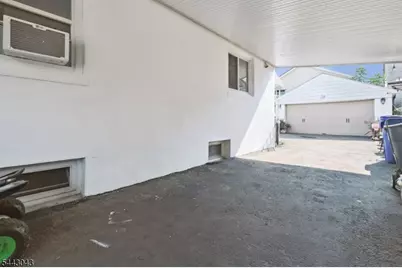 237 Sherwood Ave, Paterson, NJ 07502 - Photo 17