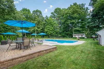 37 Camelot Dr, Mount Olive, NJ 07828 - Photo 7