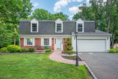 37 Camelot Dr, Mount Olive, NJ 07828 - Photo 3