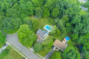 37 Camelot Dr, Mount Olive, NJ 07828 - Photo 43