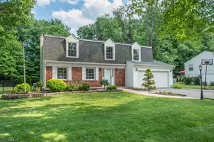 37 Camelot Dr, Mount Olive, NJ 07828 - Photo 33
